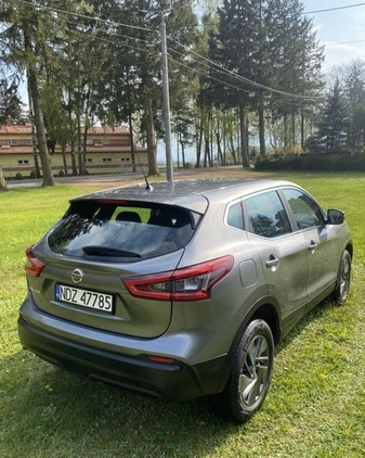 Nissan Qashqai cena 62900 przebieg: 65000, rok produkcji 2017 z Działdowo małe 172